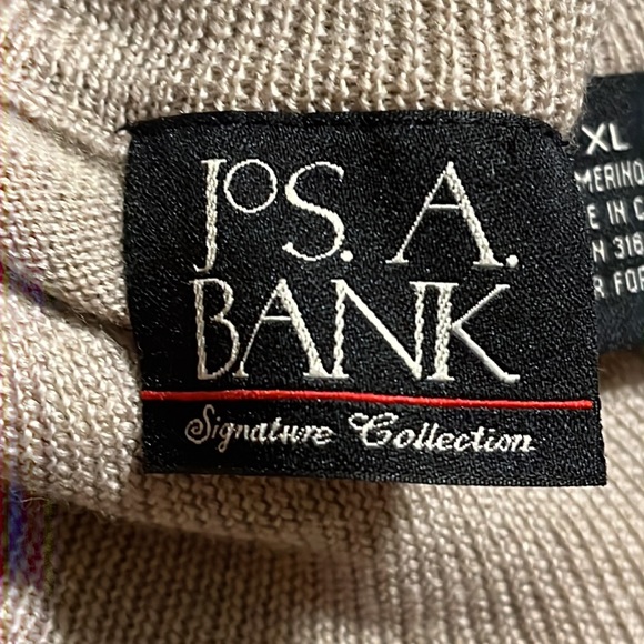 Jos. A. Bank mens sweater - Picture 2 of 3